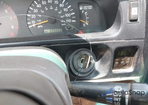 2000 Toyota Tacoma from USA, damaged, VIN 4TAPM62N3YZ661684